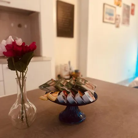 Labottega Apartment *